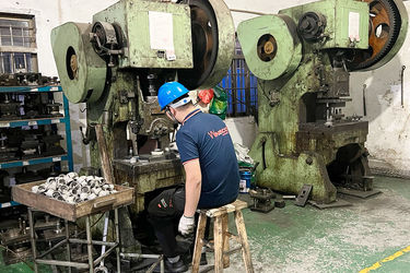 (GuangDong)Foshan Winsco Metal Products Co., Ltd. linea di produzione in fabbrica