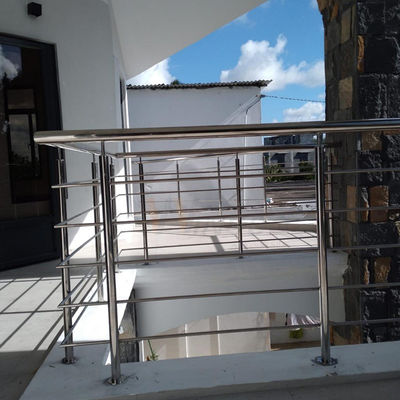 Guardia Rails ss 201 di acciaio inossidabile Inox del balcone 304 316 per la decorazione domestica