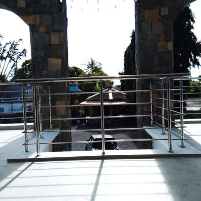 Guardia Rails ss 201 di acciaio inossidabile Inox del balcone 304 316 per la decorazione domestica