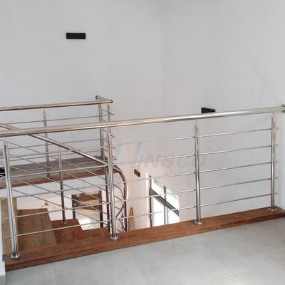 Decorazione dell'interno 201 scala di acciaio inossidabile 304 316 che recinta le scale di Inox