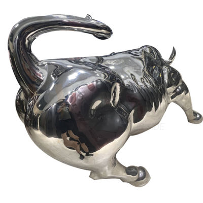 201 304 316 fabbricazione del metallo dell'acciaio inossidabile della scultura di forma della mucca con lo specchio Surfcae 8k