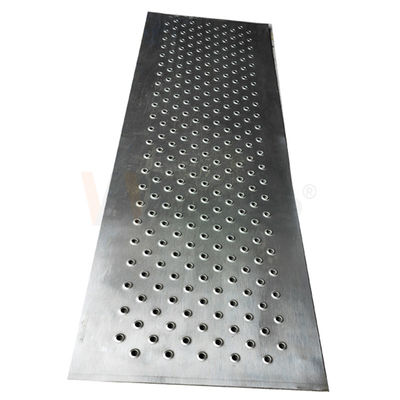 A240 201 304 316 linea sottile perforata dello strato dell'acciaio inossidabile di 2mm finita