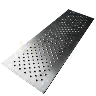 A240 201 304 316 linea sottile perforata dello strato dell'acciaio inossidabile di 2mm finita