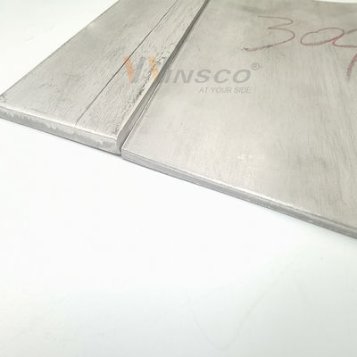 piatto laminato a caldo AISI 201 di acciaio inossidabile di 2438mm spessore su ordinazione 304 316