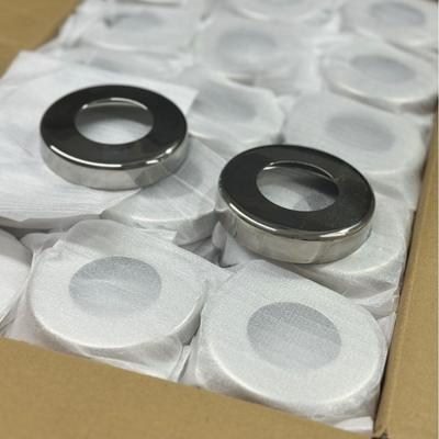 Copri base per montante per corrimano in acciaio inossidabile Inox compatibile con tubi tondi da 38 mm e 50 mm per balaustre
