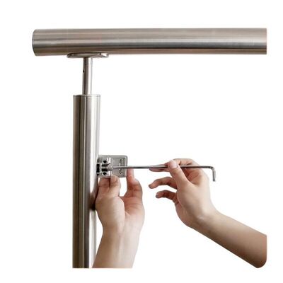 D Forma di graffetti per scale inossidabili di grado 304 316 Clampo in vetro in acciaio inossidabile per ringhiera rotonda di 38,1 mm 42,4 mm 48,3 mm 2'