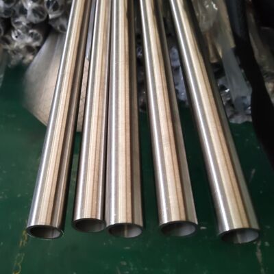 Tubo tondo per corrimano in acciaio inossidabile Winsco Metal da 33 mm SUS201/304/316 con finitura satinata