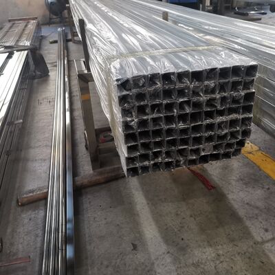 Tubi quadrati e rettangolari in acciaio inossidabile da 10x10mm a 200x200mm con spessore della parete da 1,5-5,0mm per edilizia e ringhiere